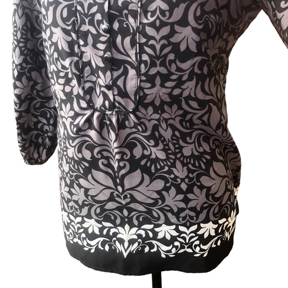 Ann Taylor Loft Dark Floral Blouse size Small - Picture 6 of 9
